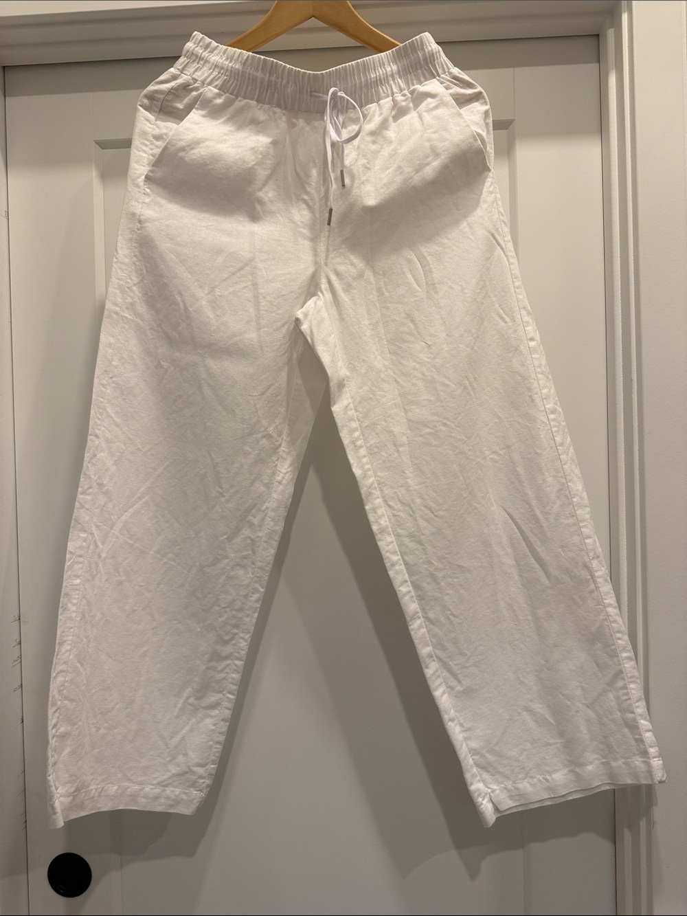 Olivaceous White Elastic Waist Straight-Leg Linen Trousers